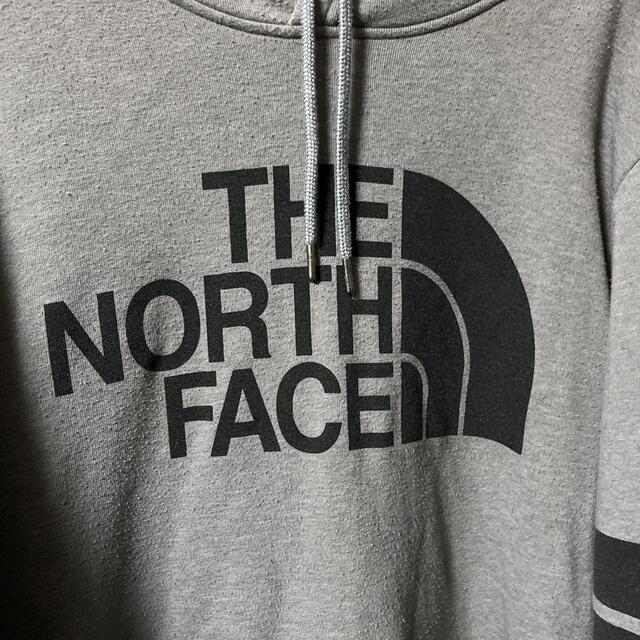 THE NORTH FACE(ザノースフェイス)の和様専用　ノースフェイス　グレーパーカー　 メンズのトップス(パーカー)の商品写真