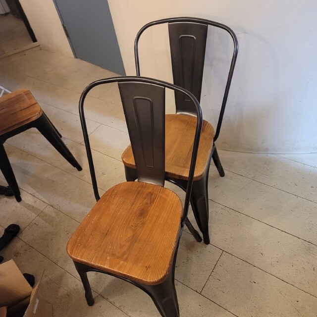 アイアン天然木チェア椅子2脚　インダストリアル インテリア/住まい/日用品の椅子/チェア(スツール)の商品写真