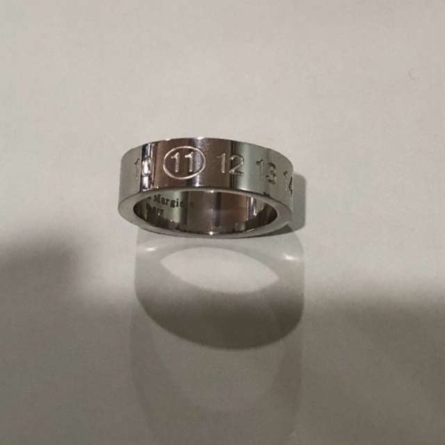 Maison Martin Margiela(マルタンマルジェラ)のMaison Martin Margiela Silver Ring レディースのアクセサリー(リング(指輪))の商品写真