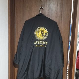 90s VERSACE CLASSIC/エンボス加工 コート/48/ブラック