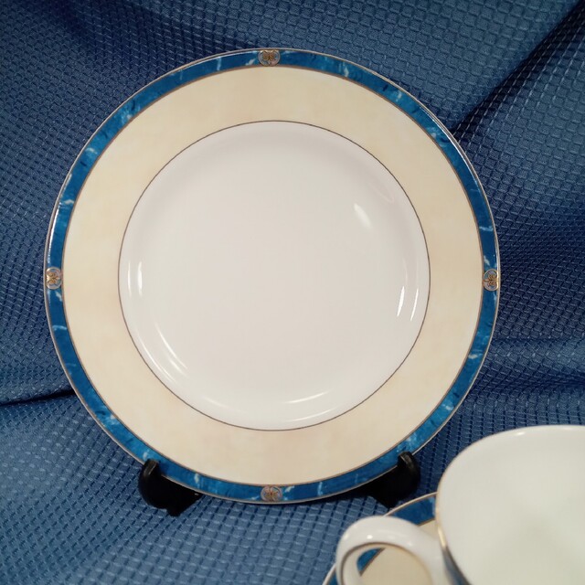 英国製ウェッジウッド WEDGWOOD アレキサンドリア ティートリオ - 食器 レノックス オータムディナープレート27cm 2枚 フルーツタイム1枚