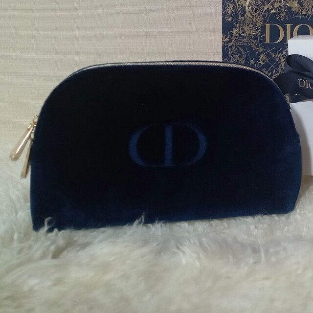 Dior(ディオール)のディオール　ノベルティ　ポーチ レディースのファッション小物(ポーチ)の商品写真