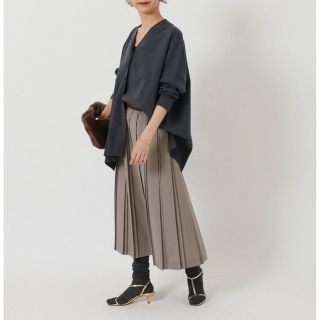 IENA(イエナ)の新品IENA ベルトプリーツスカート レディースのスカート(ロングスカート)の商品写真