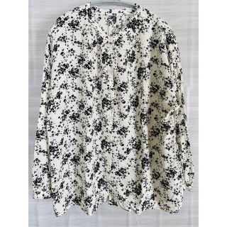 ユニクロ(UNIQLO)のUNIQLO ユニクロ 花柄プリントギャザーブラウス(シャツ/ブラウス(長袖/七分))