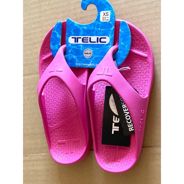 TELIC(テリック)の新品未使用☆テリック FLIP FLOP ピンク フラミンゴ 22~22.5cm レディースの靴/シューズ(ビーチサンダル)の商品写真