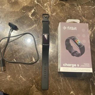 fitbit charge5 (トレーニング用品)