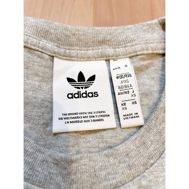 adidas - adidas Tシャツ グレー XSサイズの通販 by shop｜アディダス