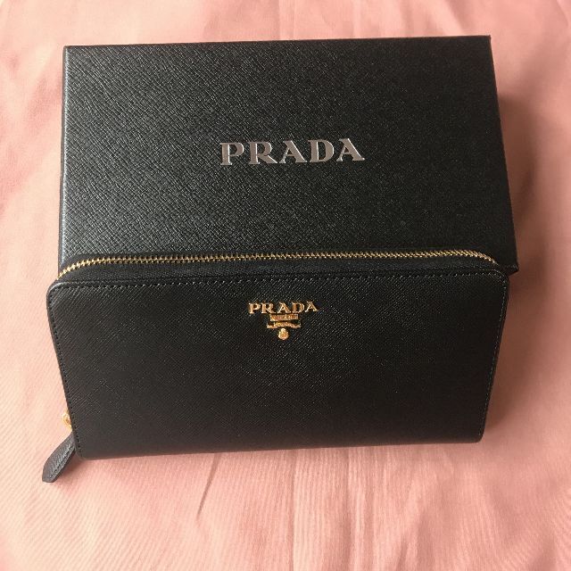 美品】PRADA 長財布 ラウンドファスナー サフィアーノ レザー ブラック
