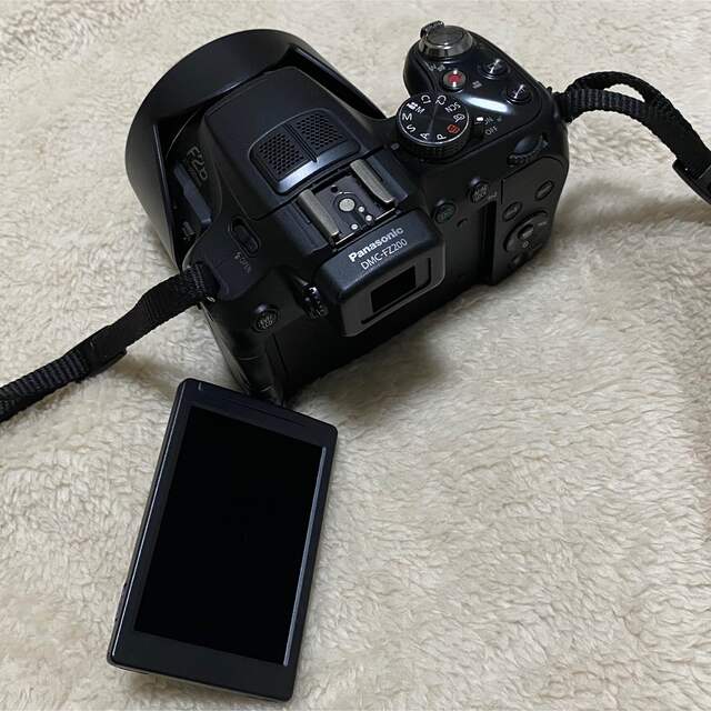 Panasonic(パナソニック)の☆ Panasonic LUMIX デジタルカメラ DMC-FZ200 ☆ スマホ/家電/カメラのカメラ(コンパクトデジタルカメラ)の商品写真