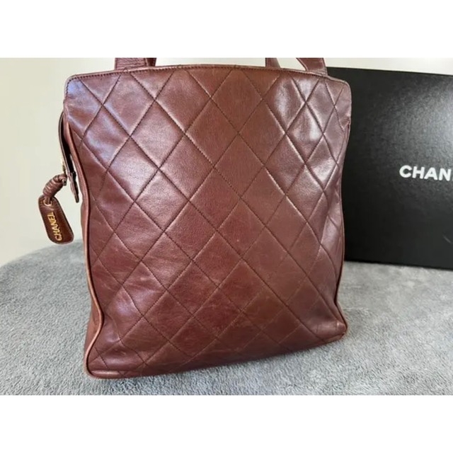 CHANEL(シャネル)のCHANEL シャネル　マトラッセ　金金具　ラムスキンショルダー　バッグ レディースのバッグ(ショルダーバッグ)の商品写真