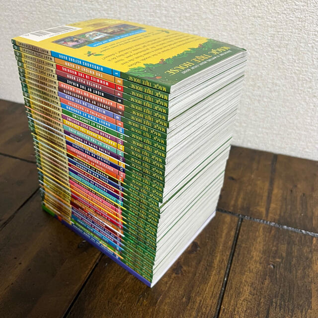 ★大幅値下げ済Magic Tree House シリーズ 36冊最新卷収録 エンタメ/ホビーの本(絵本/児童書)の商品写真