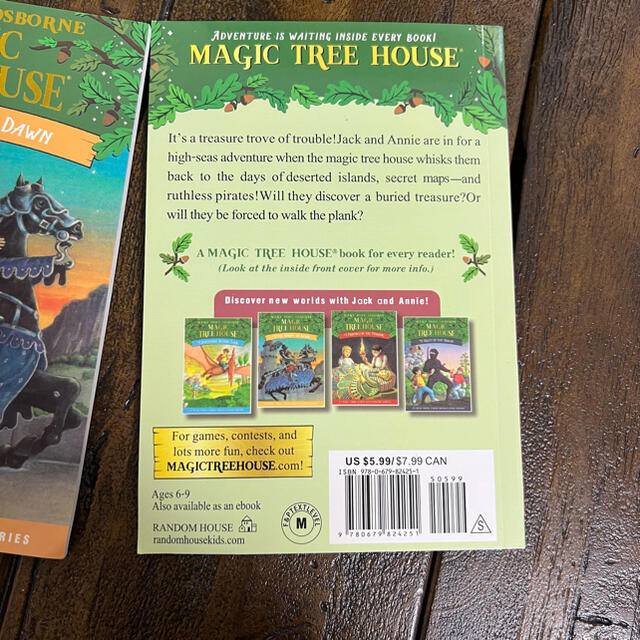 ★大幅値下げ済Magic Tree House シリーズ 36冊最新卷収録 エンタメ/ホビーの本(絵本/児童書)の商品写真