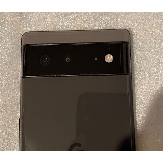 Pixel6 Stormy Black 128GB SIMフリー 美品 送料無料 スマホ/家電/カメラのスマートフォン/携帯電話(スマートフォン本体)の商品写真