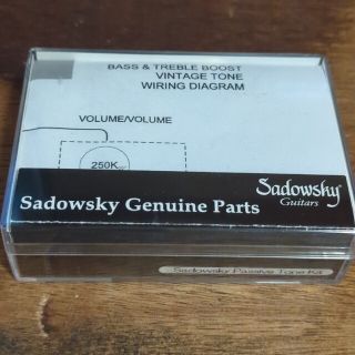 未使用　Sadowsky Passive Tone Kit(パーツ)