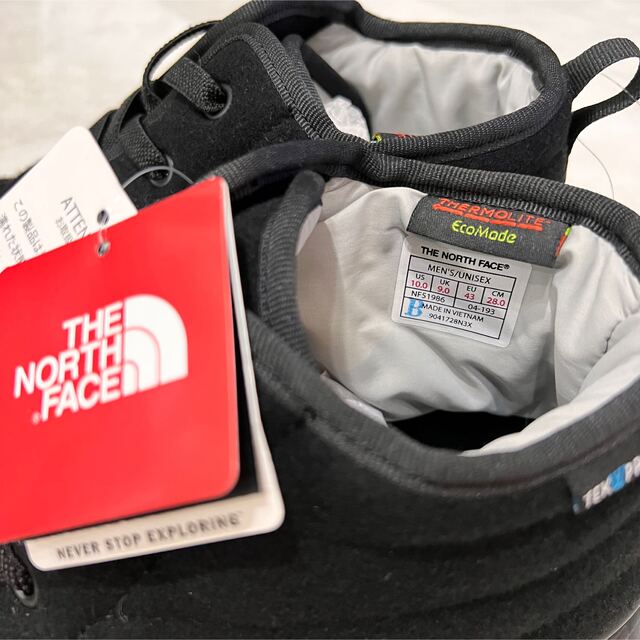 THE NORTH FACE(ザノースフェイス)の新品　THE NORTH FACE ノースフェイス ヌプシ　トラクションライト メンズの靴/シューズ(ブーツ)の商品写真