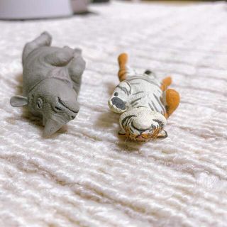 タカラトミーアーツ(T-ARTS)のカプセルトイ のんきだ寝 サイ&トラ(フィギュア)