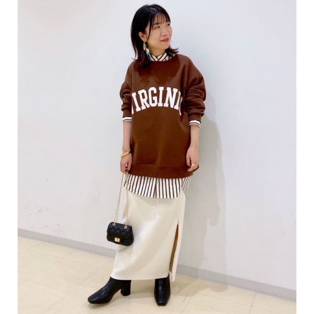 新品 Loungedress 2WAYロゴプルオーバー カーキ