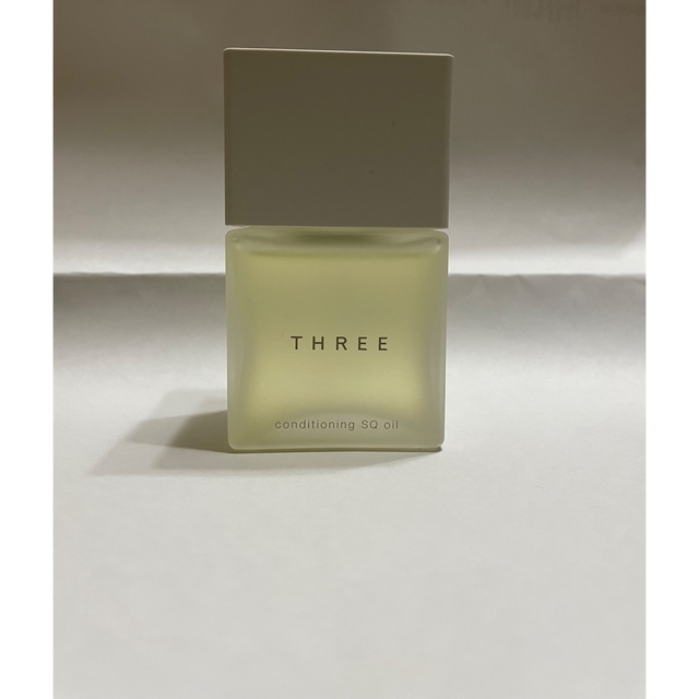 THREE(スリー)のthree スリー　コンディショニング　SQ オイル　30ml コスメ/美容のスキンケア/基礎化粧品(美容液)の商品写真