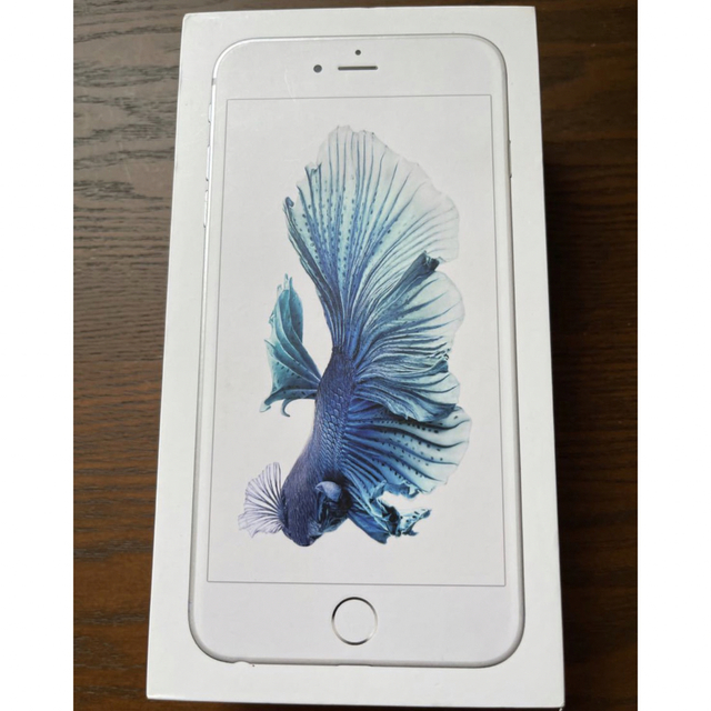 iPhone(アイフォーン)の値下げ！【美品】iPhone 6S plus ホワイト SIMロック解除済 スマホ/家電/カメラのスマートフォン/携帯電話(スマートフォン本体)の商品写真