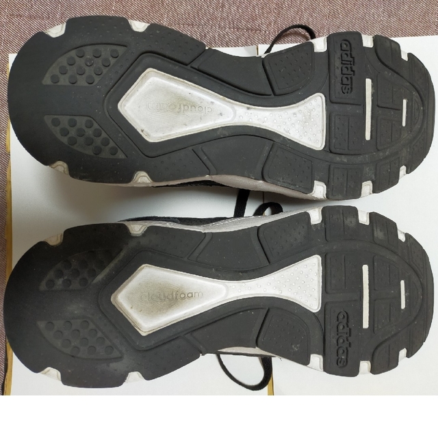 adidas(アディダス)の☆値下げ adidas cloudfoam comfort 27㎝ メンズの靴/シューズ(スニーカー)の商品写真