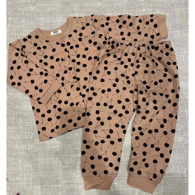 BREEZE(ブリーズ)のパジャマ　サイズ100 キッズ/ベビー/マタニティのキッズ服女の子用(90cm~)(パジャマ)の商品写真