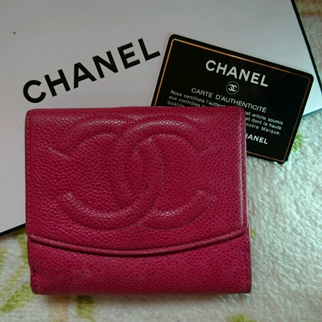 CHANEL(シャネル)の正規☆CHANELキャビアスキン財布 ピンク レディースのファッション小物(財布)の商品写真