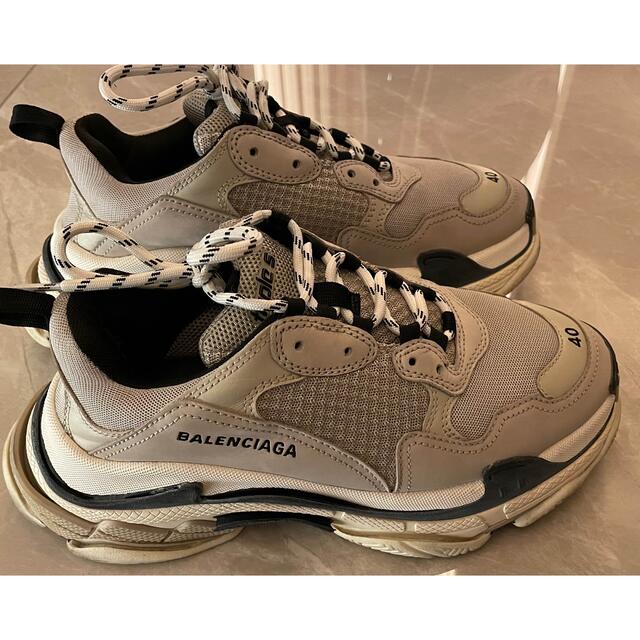 Balenciaga(バレンシアガ)のバレンシアガ TRIPLESトリプルS スニーカー  メンズの靴/シューズ(スニーカー)の商品写真