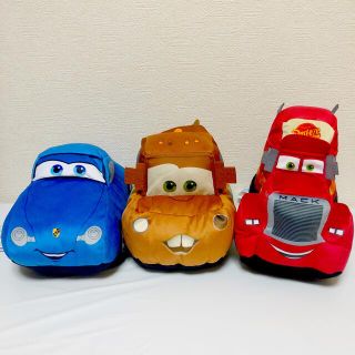 ディズニー(Disney)の【匿名発送】新品 カーズ スペシャルぬいぐるみ 3点セット(ぬいぐるみ)