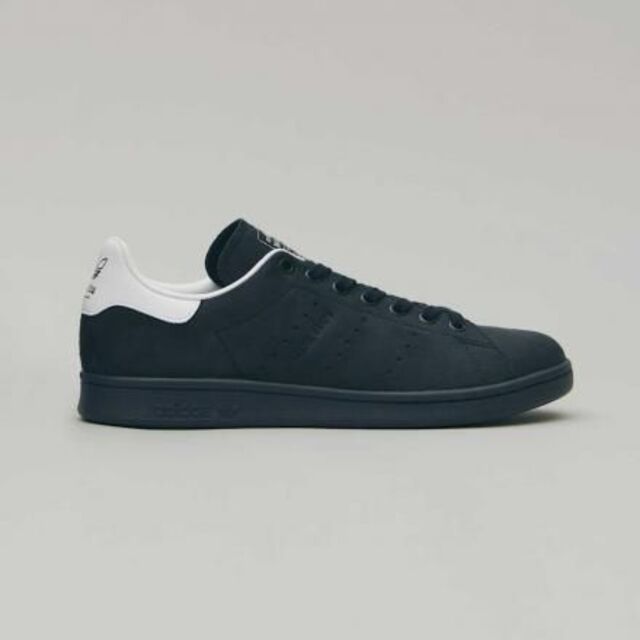 adidas(アディダス)の【新品未使用】Adidas STAN SMITH ナイジェルグラフ 黑 25cm メンズの靴/シューズ(スニーカー)の商品写真