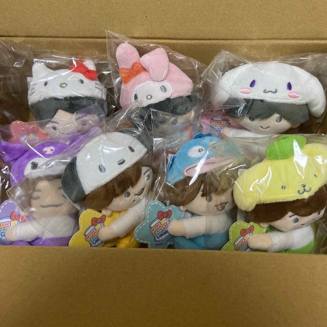 超特価sale開催】 なにわ男子 サンリオクリップマスコット