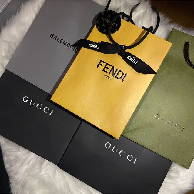 Gucci(グッチ)のまとめ売り　グッチ／バレンシアガ／フェンディブランドショップ袋 レディースのバッグ(ショップ袋)の商品写真