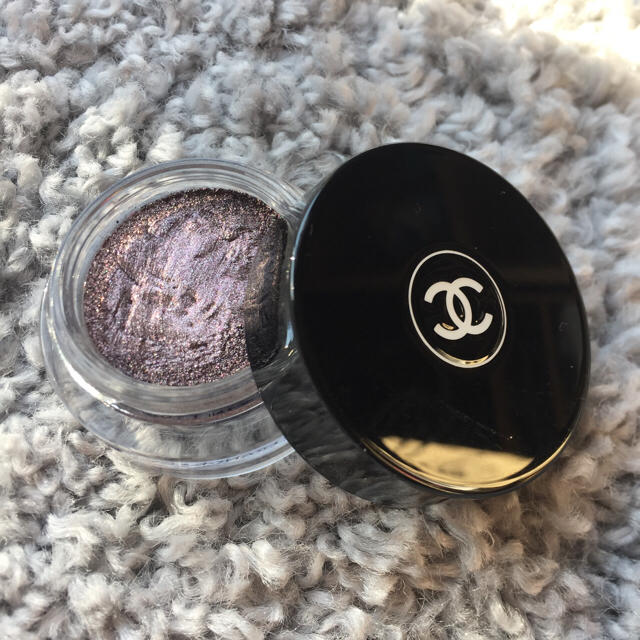 CHANEL(シャネル)の本日限定★CHANEL イリュージョンドンブル83 イルゾワール コスメ/美容のベースメイク/化粧品(アイシャドウ)の商品写真