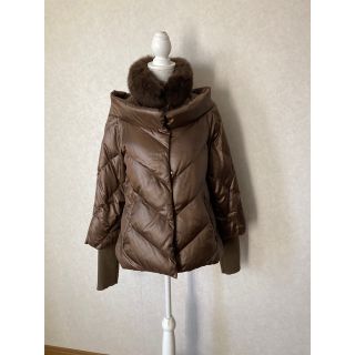 マックスマーラ(Max Mara)のMAX Maraショートコート(ダウンコート)