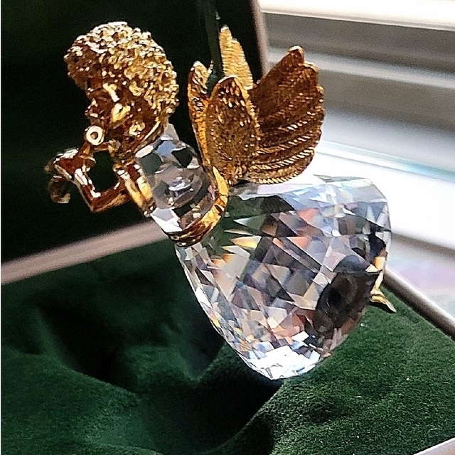 SWAROVSKI(スワロフスキー)のスワロフスキー『エンジェル オーナメント 1999年限定』天使  箱付き 美品 エンタメ/ホビーの美術品/アンティーク(彫刻/オブジェ)の商品写真