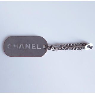 シャネル(CHANEL)のCHANEL シャネル ロゴ 04V チャーム シルバー(キーホルダー)