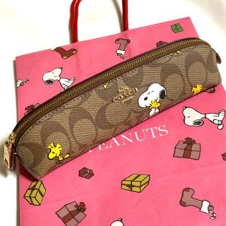 コーチ(COACH)の可愛い♪ コーチ× ピーナッツ シグネチャー スヌーピー ペンケース 新品本物(ペンケース/筆箱)