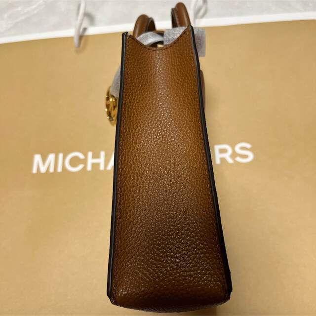 Michael Kors(マイケルコース)のマイケルコース2wayショルダーバッグ　　　ミニクロスボディバッグ〈最終値下げ〉 レディースのバッグ(ショルダーバッグ)の商品写真