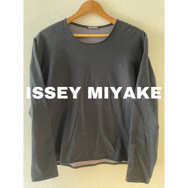 ISSEY MIYAKE(イッセイミヤケ)のIssey miyake イッセイミヤケ　ロングTシャツ　ロンT  メンズのトップス(Tシャツ/カットソー(七分/長袖))の商品写真