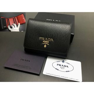 プラダ(PRADA)の★日本未入荷★PRADA折りたたみ財布(折り財布)