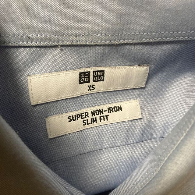 UNIQLO(ユニクロ)のユニクロ スーパーノンアイロンシャツ メンズ XS 2枚セット メンズのトップス(シャツ)の商品写真