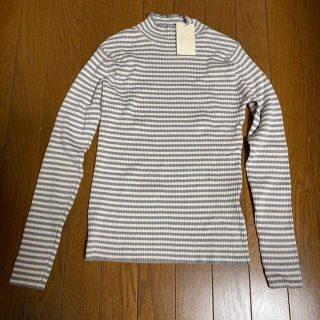 グローブ(grove)のgrove ハイネックカットソー　新品(カットソー(長袖/七分))