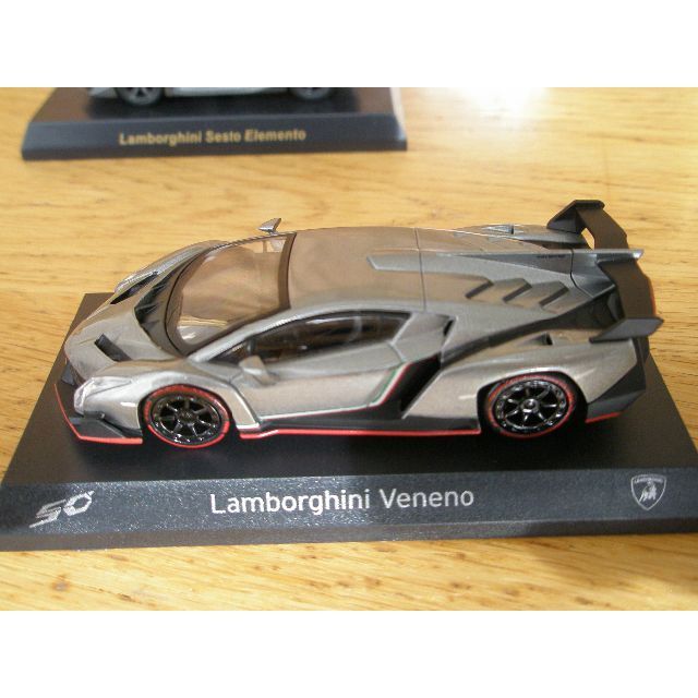 Lamborghini - 1/64スケール 京商製 ランボルギーニ・ヴェネーノ Lamborghini - 1/64スケール 京商製 ランボルギーニ・ヴェネーノ