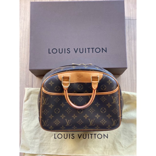 数々のアワードを受賞】 Louis ルイヴィトン - VUITTON LOUIS Vuitton