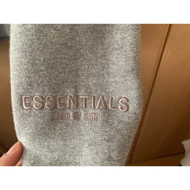 essentials リフレクティブフーディー 2