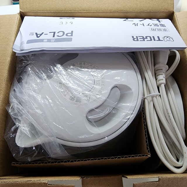 未使用品 電気ケトル わく子 PCL-A100 WM | jurnaluljuridic.md