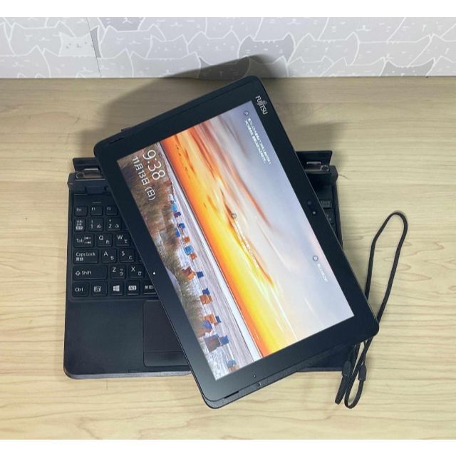 富士通(フジツウ)の美品・Win10＞タブレットPC ARROWS Q507/PE Office付き スマホ/家電/カメラのPC/タブレット(タブレット)の商品写真