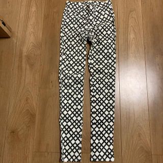 マウジー(moussy)の美品　moussy マウジー　スキニーパンツ　0(スキニーパンツ)