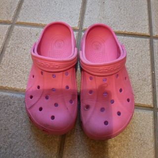 クロックス(crocs)のCROCS　女の子サンダル　18.5(サンダル)