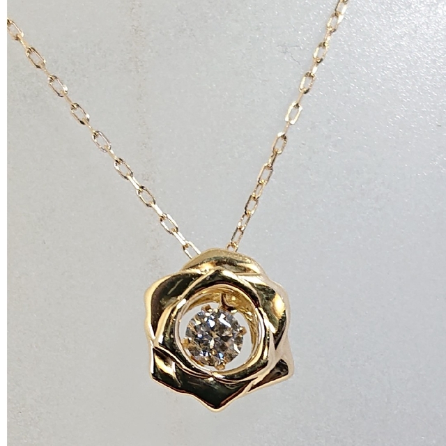 刻印K18 diamond0.15薔薇の形ネックレス(ペンダント