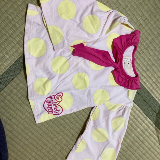 新品未使用ダク付きです。 キッズ/ベビー/マタニティのキッズ服女の子用(90cm~)(その他)の商品写真